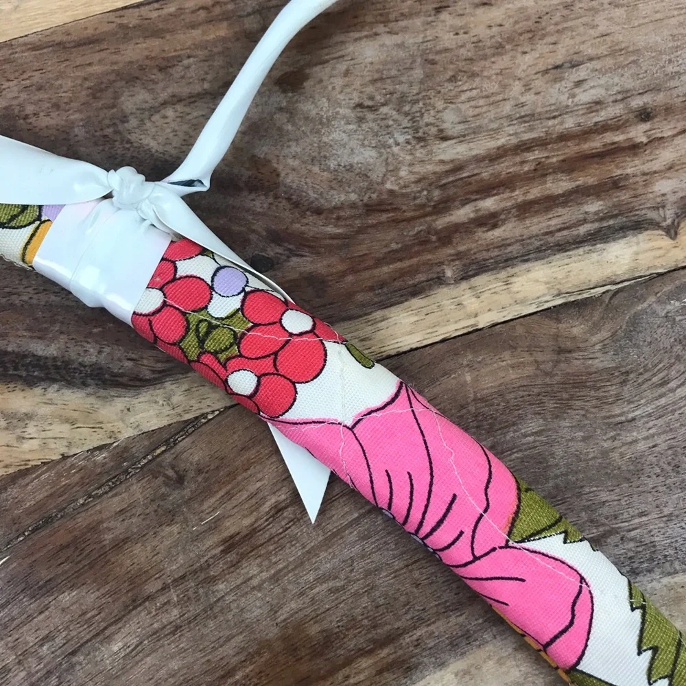 Vintage l 60s Quilted Lightly Padded Flower Power Kitsch Groovy Mod Coat Hanger